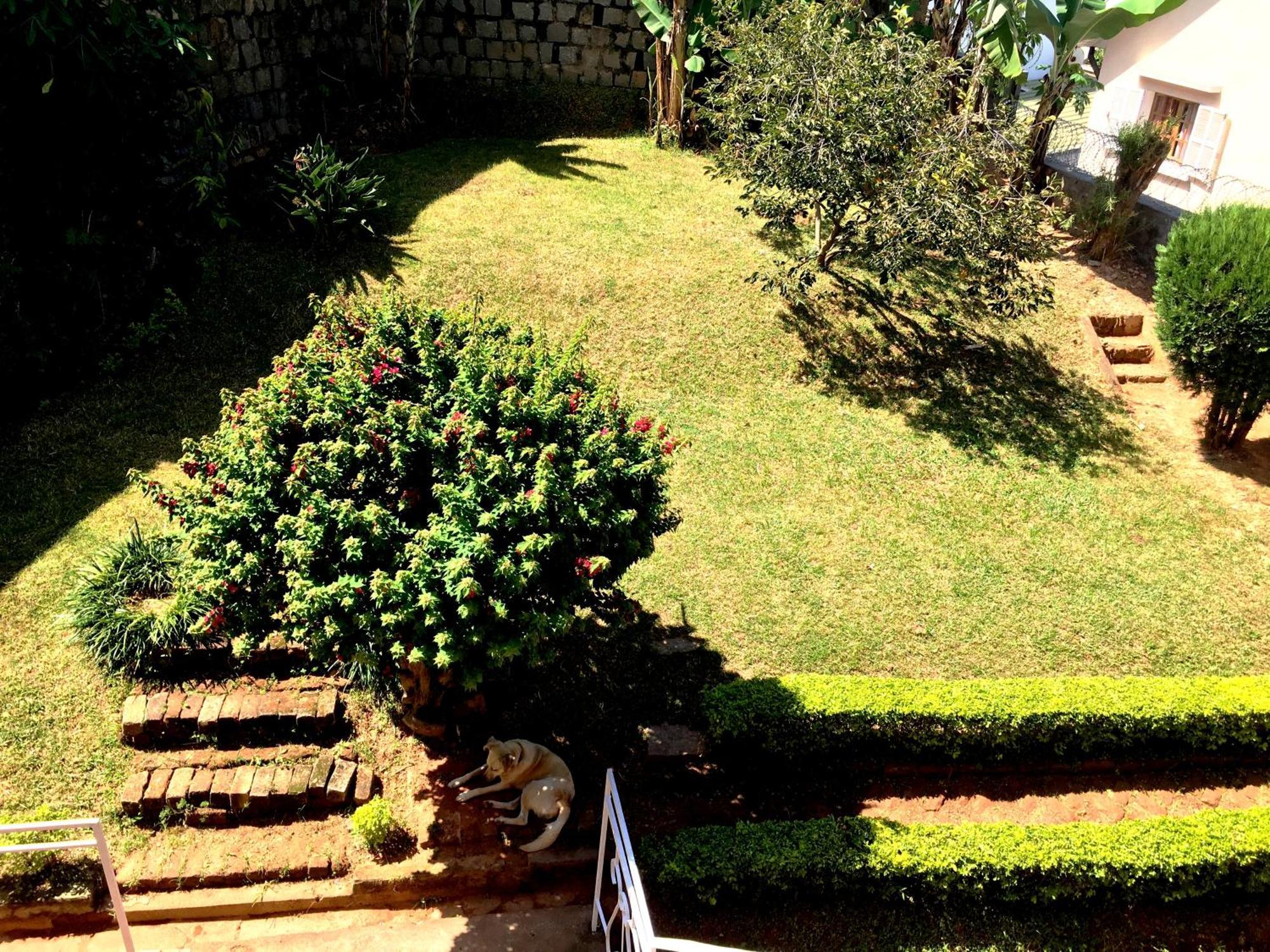 Le Fumoir Guest House Chambre Double Antananarivo Exterior foto